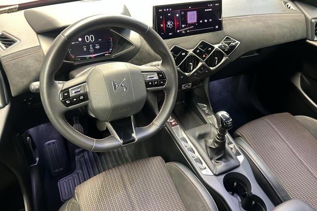 DS Automobiles 3 PureTech 100 BVM6 Performance Line 