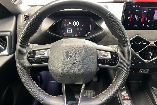 DS Automobiles 3 PureTech 100 BVM6 Performance Line 