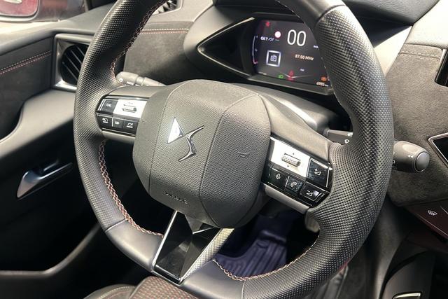 DS Automobiles 3 PureTech 100 BVM6 Performance Line 