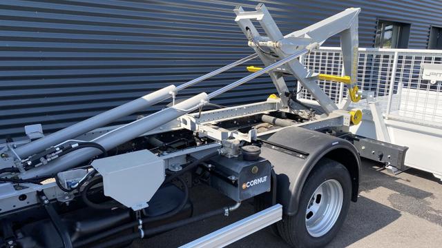 Iveco 35C16H Q-TOR Ampliroll 