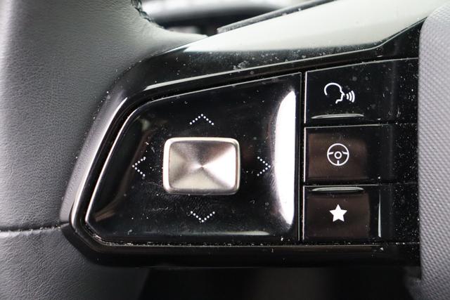 MG MG4 Luxury X-Power 4 