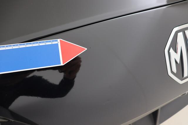 MG MG4 Luxury X-Power 4 