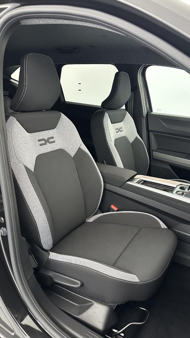 Dacia Bigster Hybrid 155ch Journey 
