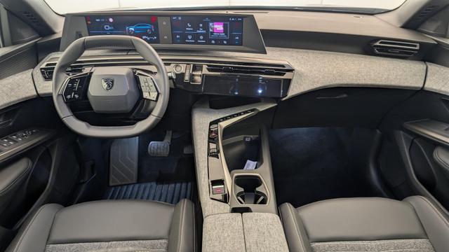 Peugeot 3008 Hybrid 145 e-DCS6 Allure 