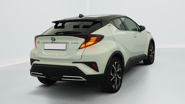 Toyota C-HR HYBRIDE 2.0L DISTINCTIVE 