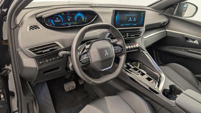 Peugeot 3008 Hybrid 180 e-EAT8 Allure Pack 