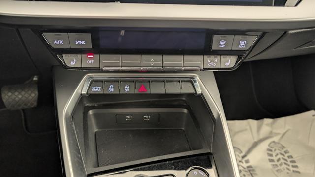 Audi A3 30 TFSI Mild Hybrid 110 S tronic 7 Design 