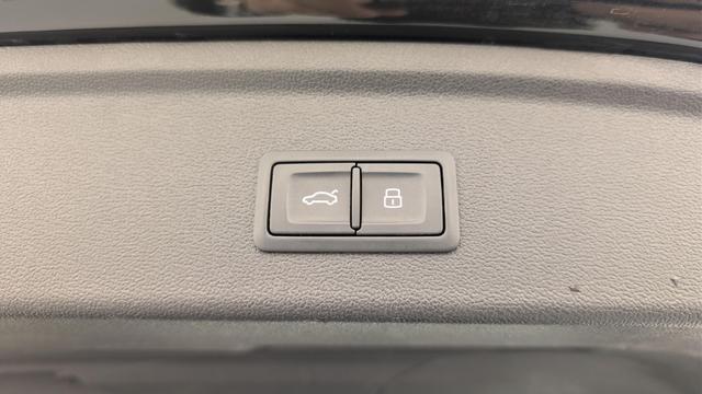 Audi A3 30 TFSI Mild Hybrid 110 S tronic 7 Design 