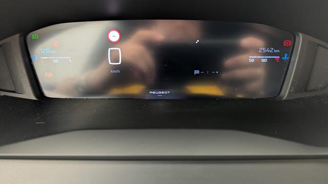 Peugeot 2008 100 S&S BVM6 Allure 