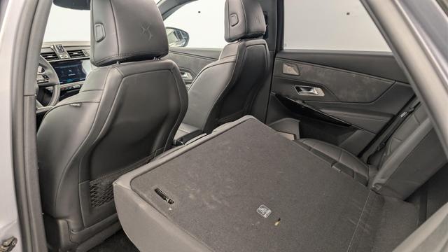 DS Automobiles 7 Hybride E-Tense 300 EAT8 4x4 Rivoli (Crossback) 