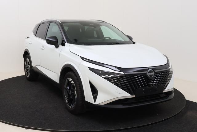 Nissan Qashqai N-Connecta Winter Comfort + PANO 2 Tone 