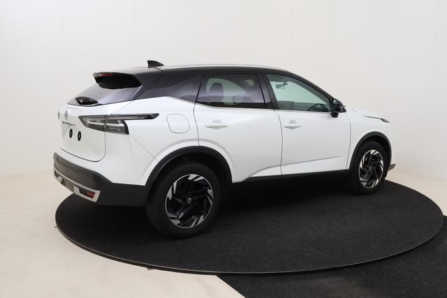 Nissan Qashqai N-Connecta Winter Comfort + PANO 2 Tone 