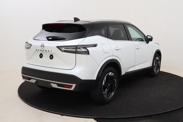 Nissan Qashqai N-Connecta Winter Comfort + PANO 2 Tone 