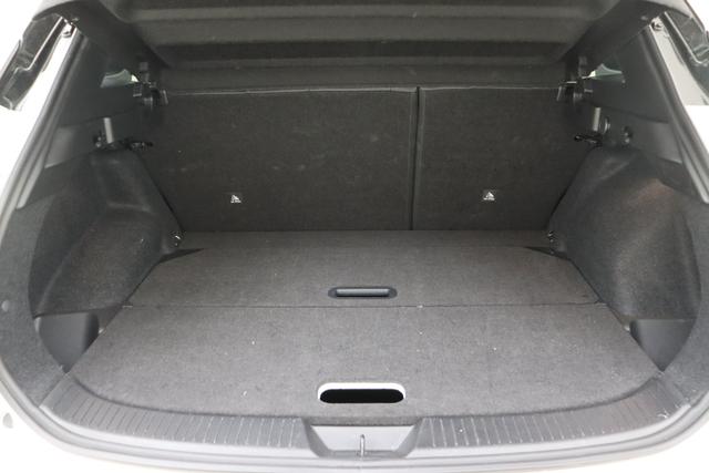 Nissan Qashqai N-Connecta Winter Comfort + PANO 2 Tone 