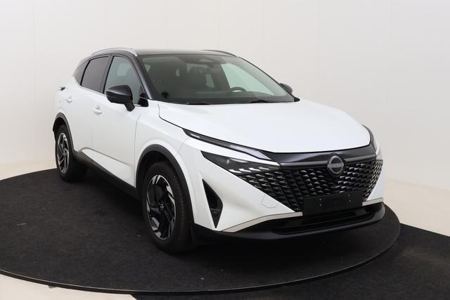 Nissan Qashqai N-Connecta Winter Comfort + PANO 2 Tone 