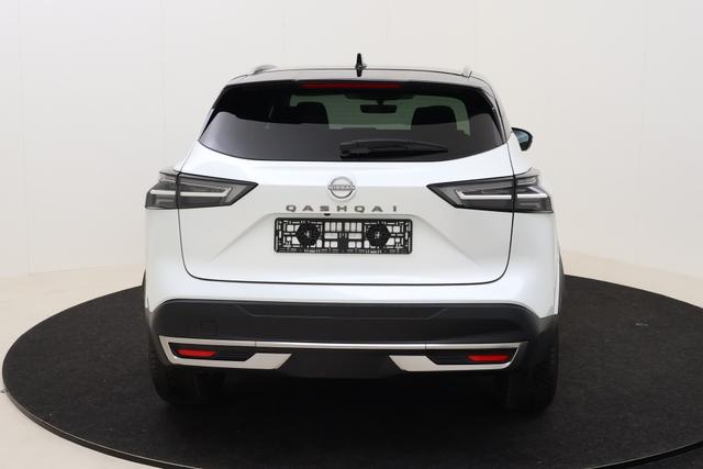 Nissan Qashqai N-Connecta Winter Comfort + PANO 2 Tone 
