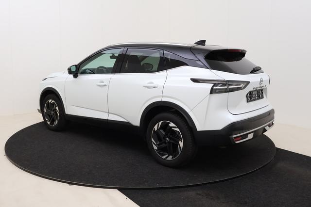 Nissan Qashqai N-Connecta Winter Comfort + PANO 2 Tone 