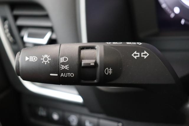 Nissan Qashqai N-Connecta Winter Comfort + PANO 2 Tone 