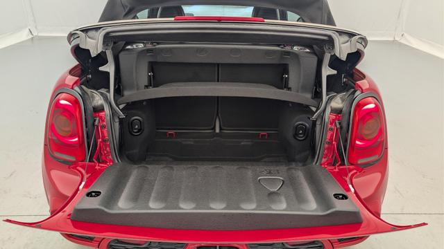 MINI 231 CH JOHN COOPER WORKS BVA6 FINITION JCW EXCLUSIVE DESIGN 