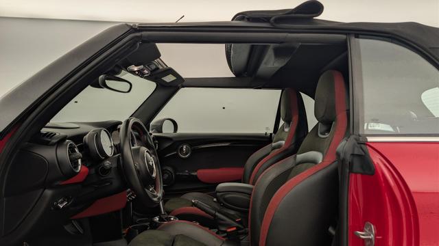 MINI 231 CH JOHN COOPER WORKS BVA6 FINITION JCW EXCLUSIVE DESIGN 