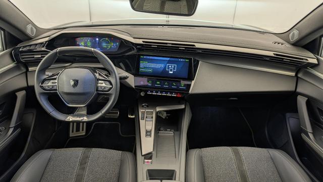 Peugeot 408 Hybrid 145 e-DCS6 GT 