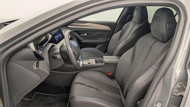 Peugeot 408 Hybrid 145 e-DCS6 GT 