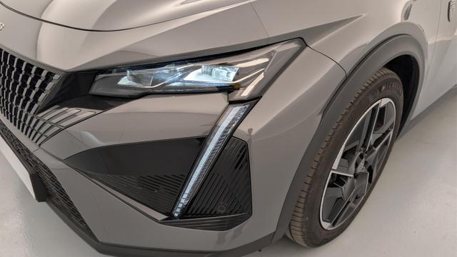 Peugeot 408 Hybrid 145 e-DCS6 GT 
