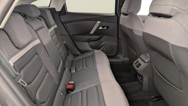 Citro&euml;n C4 BlueHDi 130 EAT8 Max 