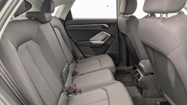 Audi Q3 35 TFSI 150 ch S tronic 7 Design 