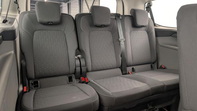 Ford Tourneo 320 L2H1 2.0 EcoBlue 150 ch Titanium 