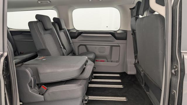 Ford Tourneo 320 L2H1 2.0 EcoBlue 150 ch Titanium 