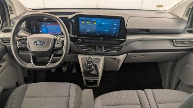 Ford Tourneo 320 L2H1 2.0 EcoBlue 150 ch Titanium 