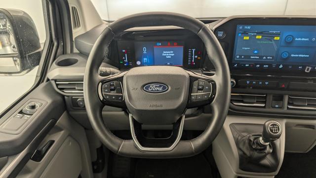 Ford Tourneo 320 L2H1 2.0 EcoBlue 150 ch Titanium 