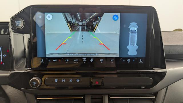 Ford Tourneo 320 L2H1 2.0 EcoBlue 150 ch Titanium 