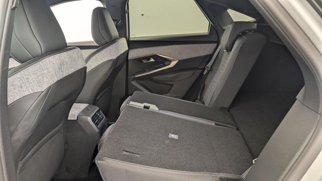 Peugeot 3008 Hybrid 145 e-DCS6 Allure 