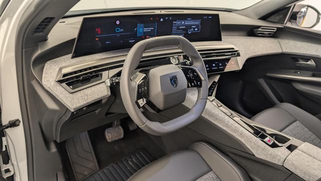 Peugeot 3008 Hybrid 145 e-DCS6 Allure 