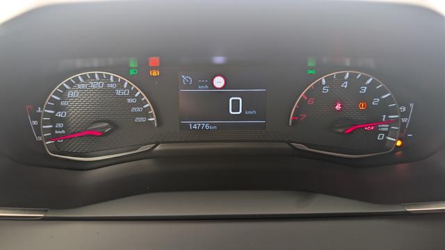 Peugeot 208 PureTech 100 S&S BVM6 Active 