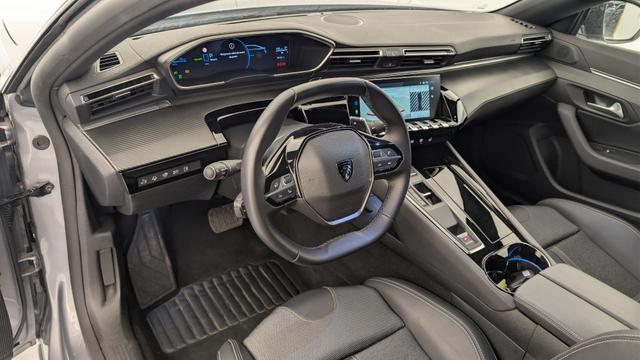 Peugeot 508 Hybrid 225 e-EAT8 Allure 