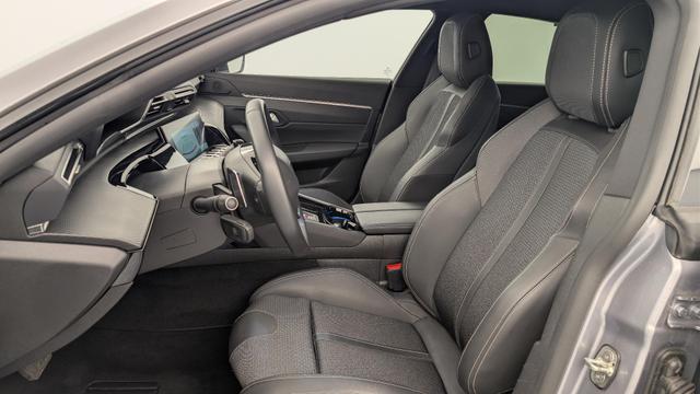 Peugeot 508 Hybrid 225 e-EAT8 Allure 