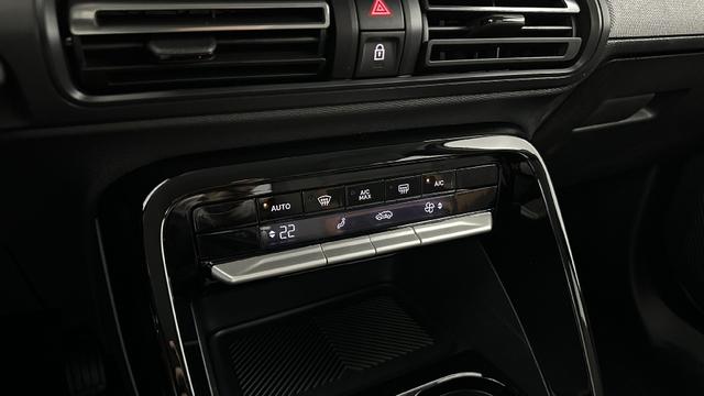 Citro&euml;n C3 Aircross PLUS 