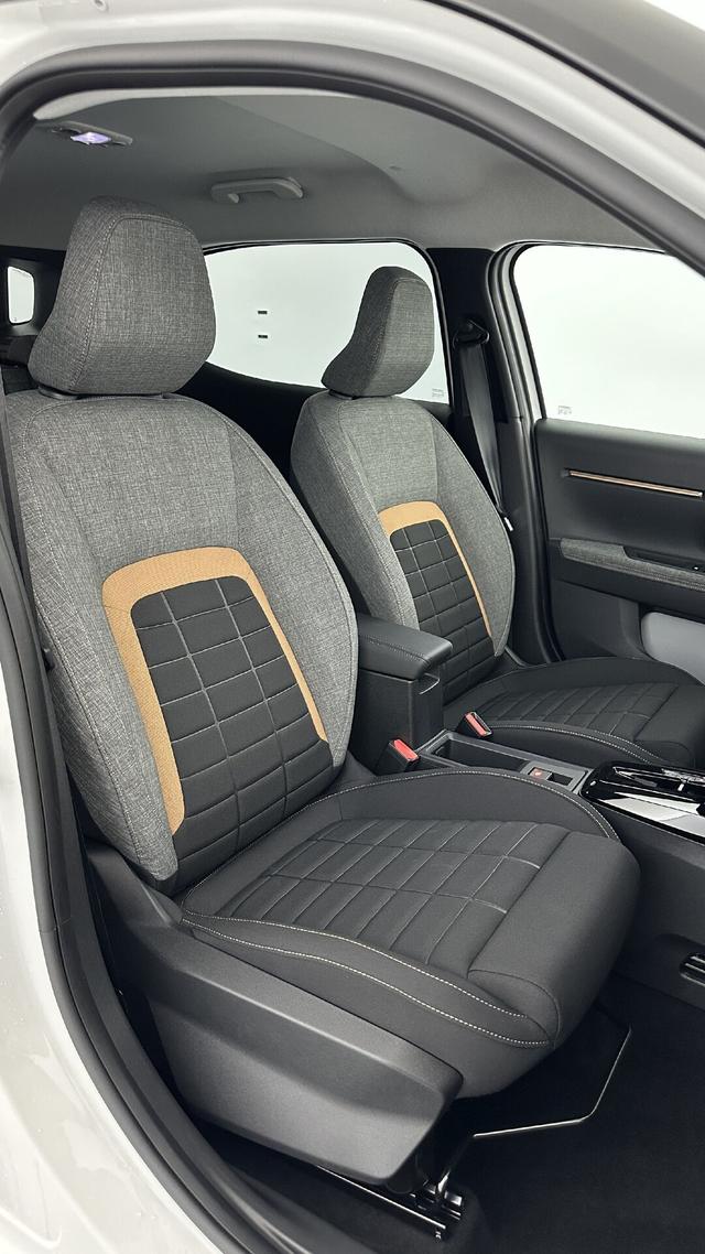Citro&euml;n C3 Aircross PLUS 