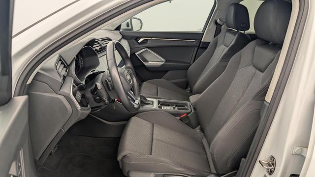 Audi Q3 35 TFSI 150 ch S tronic 7 Design 