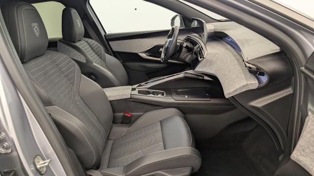 Peugeot 3008 Hybrid 145 e-DCS6 GT 