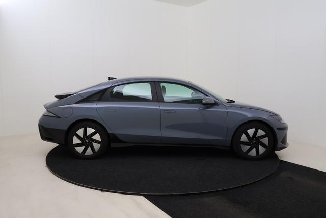 Hyundai IONIQ 6 Core 