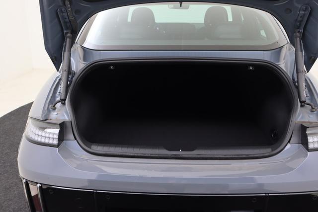 Hyundai IONIQ 6 Core 