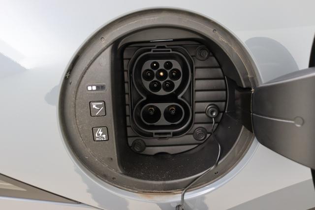 Hyundai IONIQ 6 Core 
