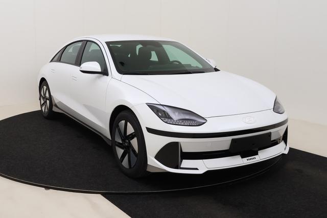 Hyundai IONIQ 6 Core 