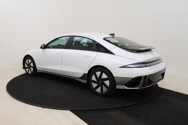 Hyundai IONIQ 6 Core 