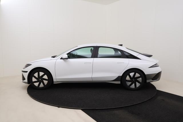 Hyundai IONIQ 6 Core 