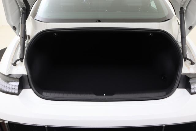Hyundai IONIQ 6 Core 